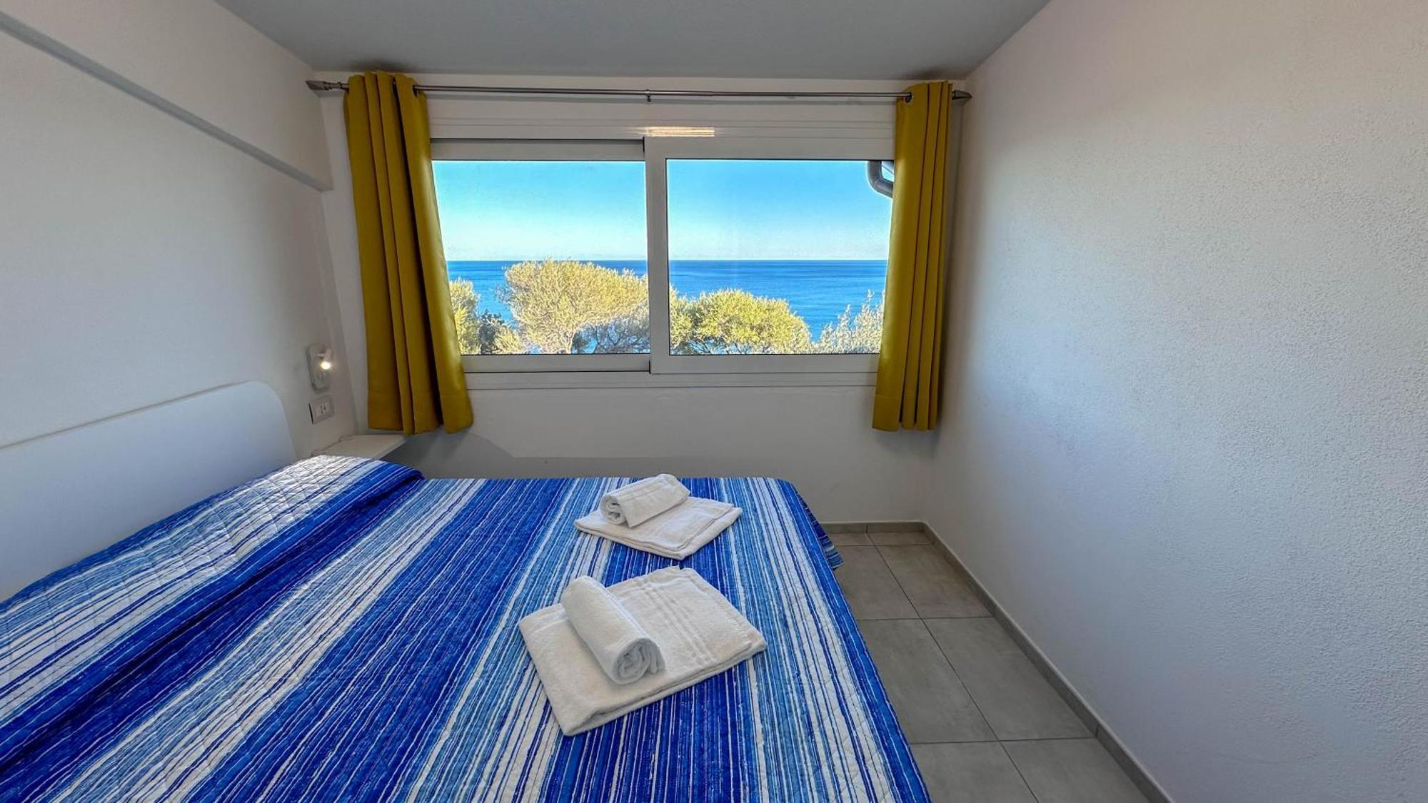 Mama House Con Vista Mare Apartment Cala Gonone Bagian luar foto