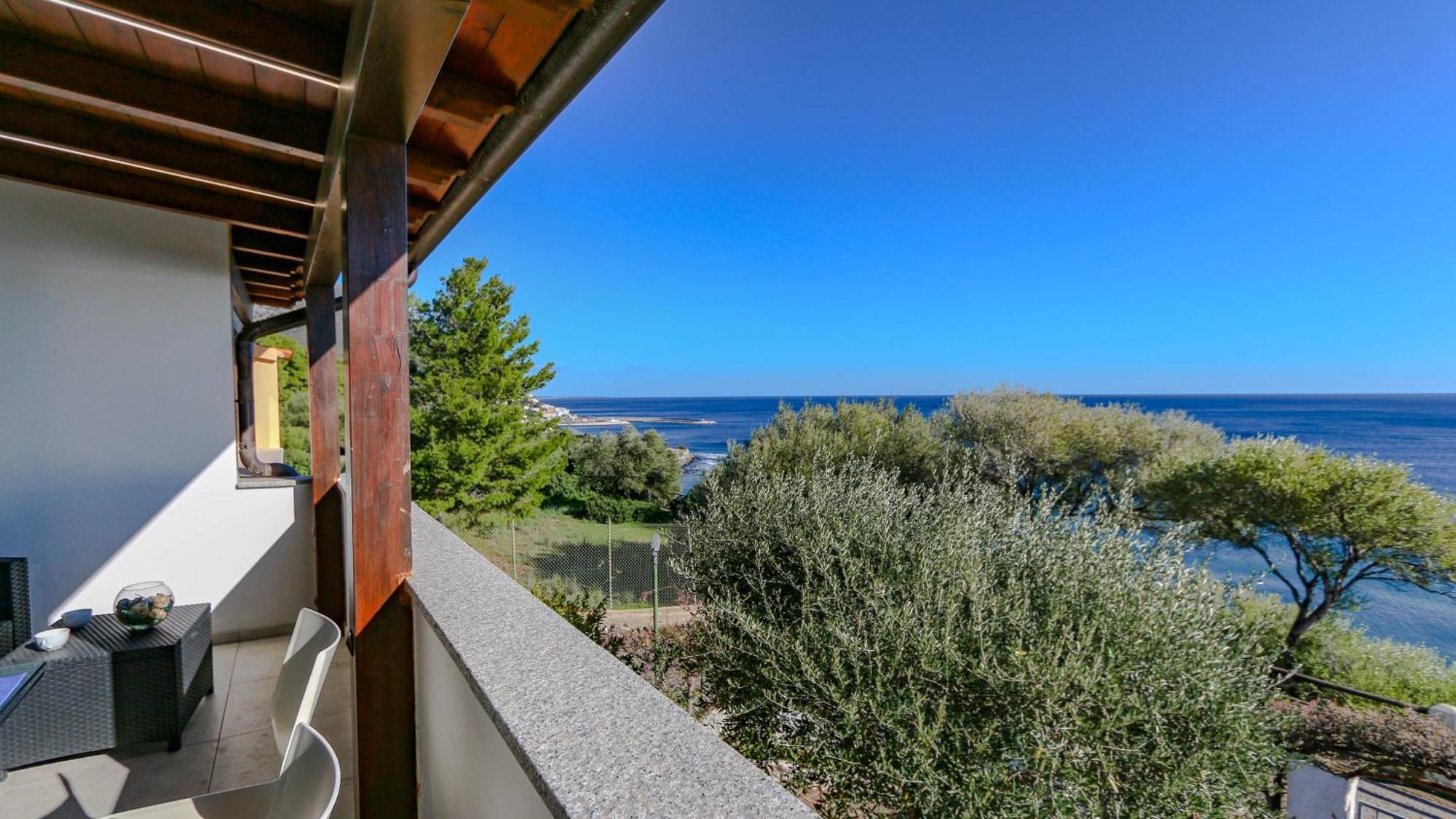 Mama House Con Vista Mare Apartment Cala Gonone Bagian luar foto