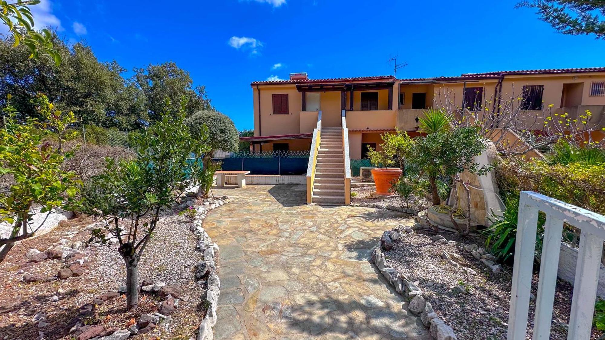 Mama House Con Vista Mare Apartment Cala Gonone Bagian luar foto